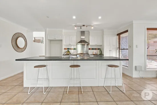 4 Kate Court, Murrumba Downs, Qld 4503-Image