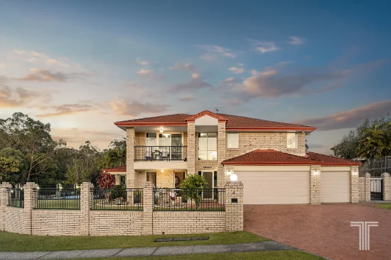 4 Kauri Street, Carindale, Qld 4152