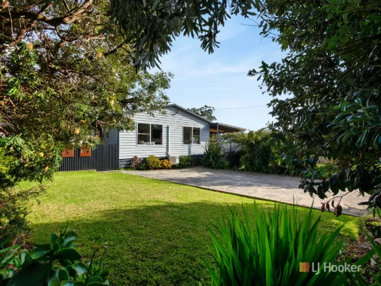 4 Kenelm Avenue, Sisters Beach, Tas 7321