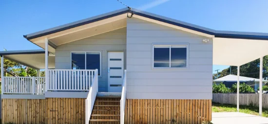 4 Kift St, Russell Island, Qld 4184