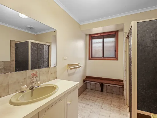 4 Kimberley Avenue, Modbury North, SA 5092-Image