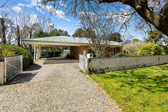 4 Kitchen Street, Mansfield, Vic 3722-Image