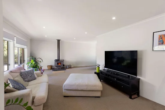 4 Kitchen Street, Mansfield, Vic 3722-Image