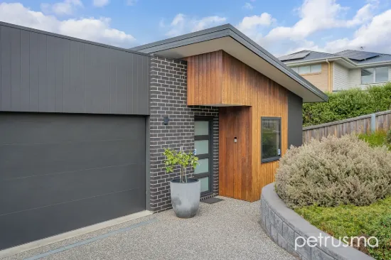 4 Lagoon View Court, Midway Point, Tas 7171