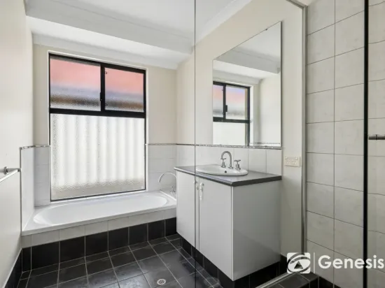 4 Laguardia Loop, Port Kennedy, WA 6172-Image
