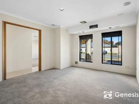4 Laguardia Loop, Port Kennedy, WA 6172-Image
