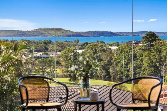4 Lindsay Avenue, Kiama Downs, NSW 2533