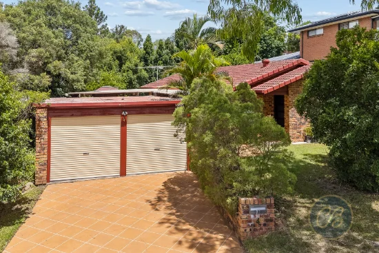 4 Loren Street, Stafford Heights, Qld 4053