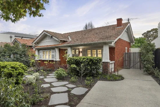 4 Lucas Street, Caulfield South, Vic 3162