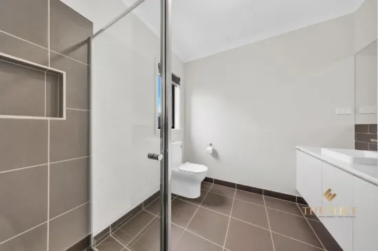4 Mainland Way, Werribee, Vic 3030-Image