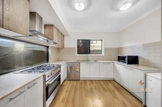 4 Mainland Way, Werribee, Vic 3030-Image