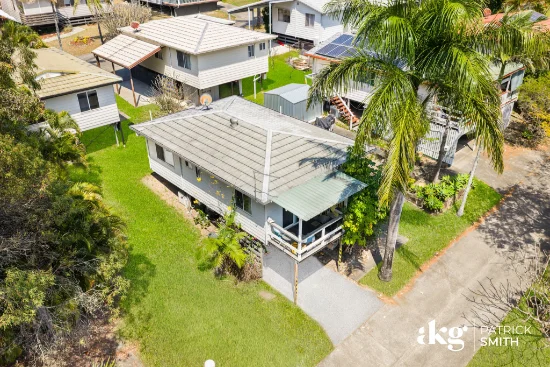 4 Maple Close, Stapylton, Qld 4207