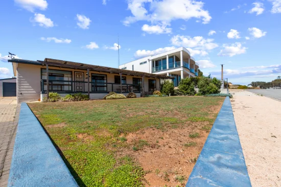 4 Marine Parade, Moonta Bay, SA 5558