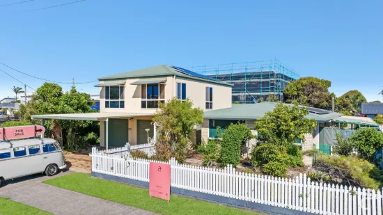 4 Maydena Street, Warana, Qld 4575