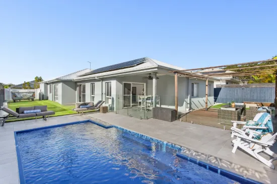4 Mayfair Crescent, Baringa, Qld 4551
