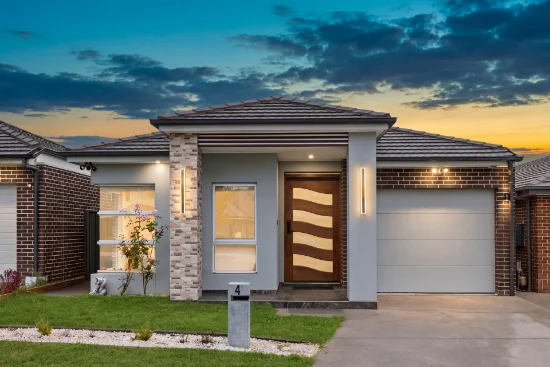 4  Military Close, Jordan Springs, NSW 2747 - For Sale