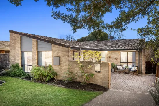 4 Moorehead Place, Latham, ACT 2615