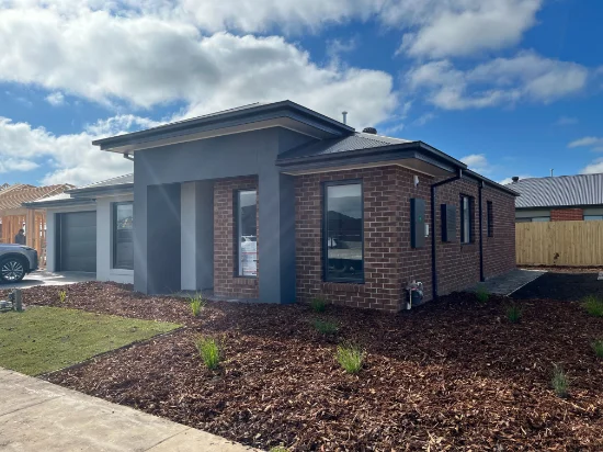 4 Morris Lane, Traralgon, Vic 3844 - For Rent