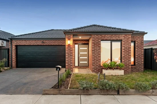 4 Mountleigh Circuit, Craigieburn VIC 3064 - For Rent