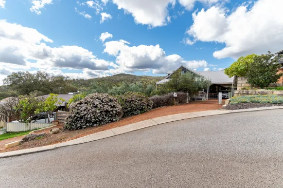 4 Mundanup Close, Kelmscott, WA 6111