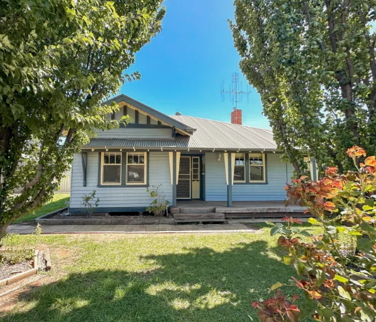 4 Murrabit Street, Kerang, Vic 3579