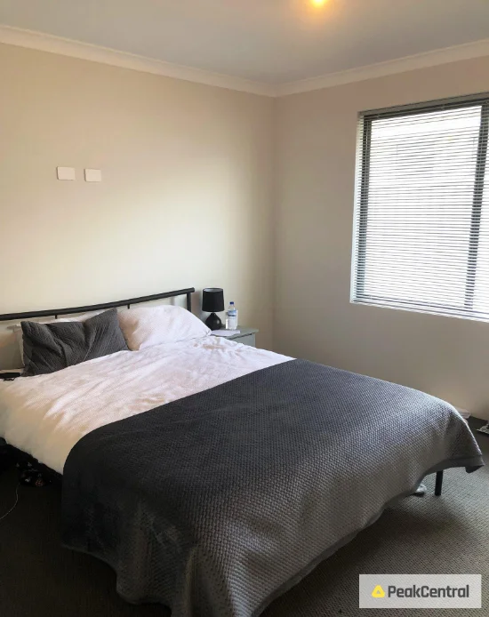 4 Needlewood Loop, Wandi, WA 6167-Image