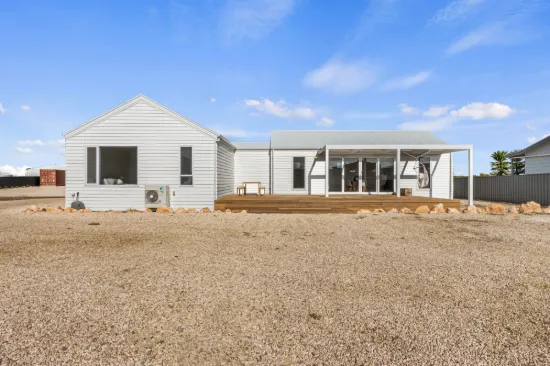 4 Neptune Court, Point Turton, SA 5575
