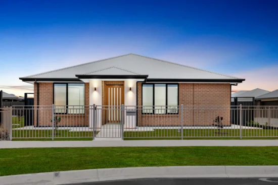 4 Newton Boulevard, Munno Para, SA 5115