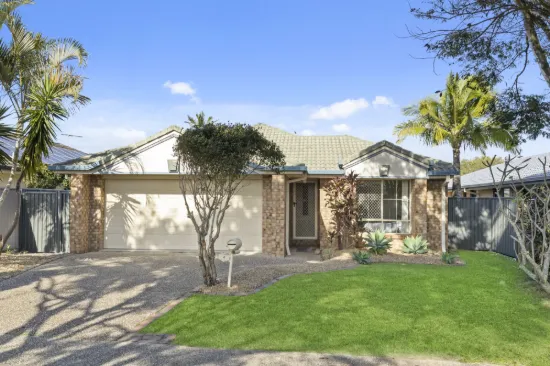 4 Nique Court, Redcliffe, Qld 4020