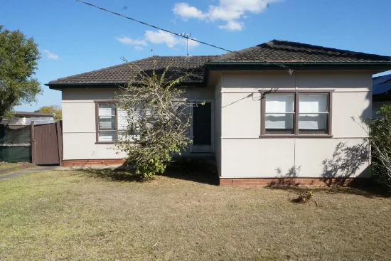 4 Norfolk Avenue, Fairfield West, NSW 2165