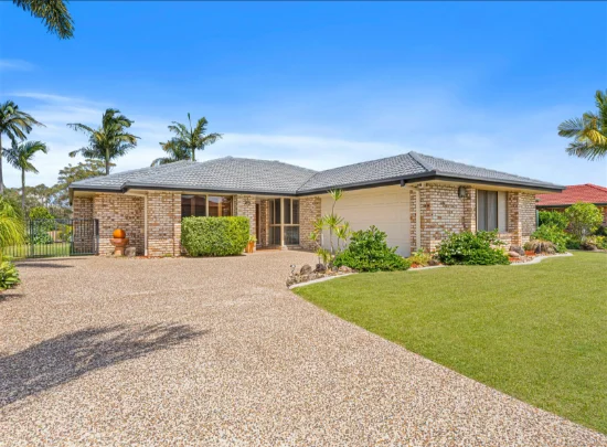 4 Oak Hill Cres, Parkwood, Qld 4214