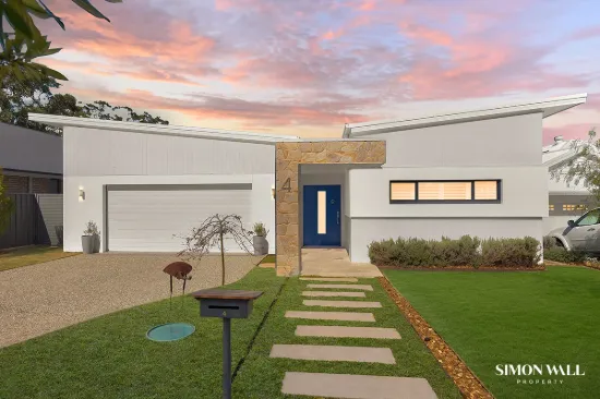 4 Outrigger Drive, Teralba, NSW 2284