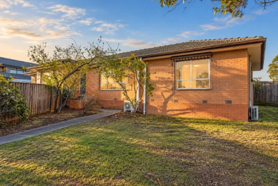 4 Ozone Road, Bayswater VIC 3153 - For Rent