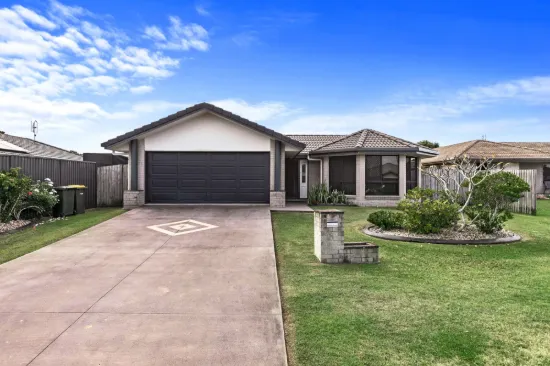 4 Parakeet Circuit, Kawungan, Qld 4655