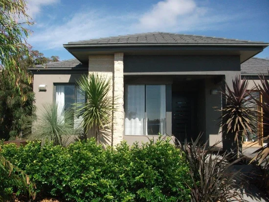 4 Pearce Circuit, Point Cook, Vic 3030