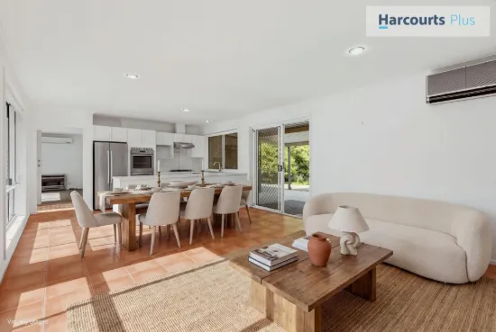 4 Perry Barr Road, Hallett Cove, SA 5158