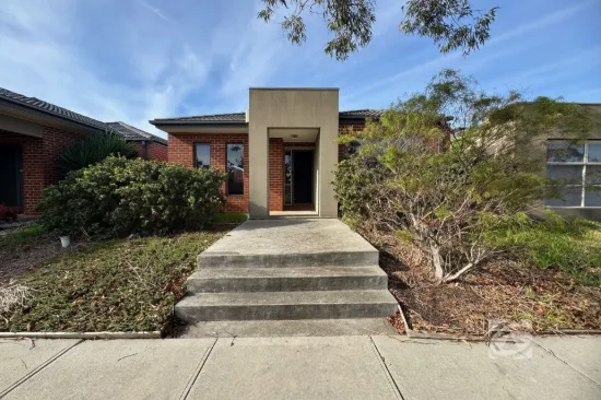 4 Pimpernel Place, Cranbourne North, Vic 3977