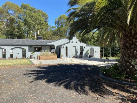 4 Protea Court, Banksia Park, SA 5091