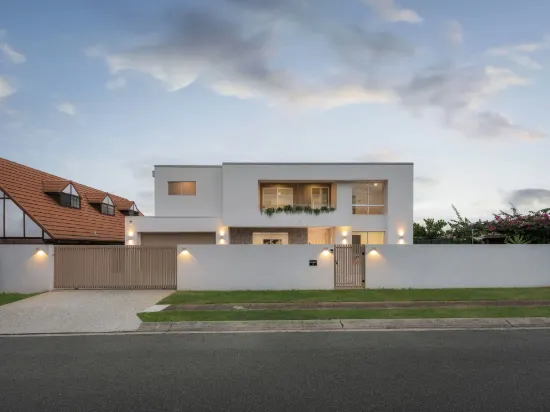 4 Prudence Street, Robertson, Qld 4109