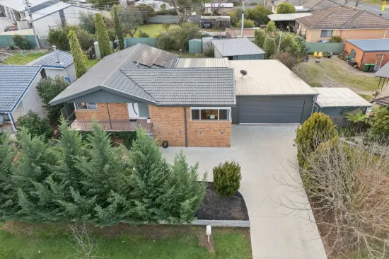 4 Pulleine Crescent, MacGregor, ACT 2615
