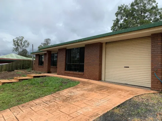 4 Quando Close, Yamanto, Qld 4305