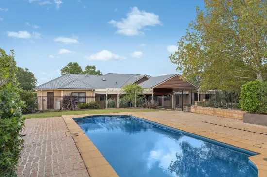 4 Reflection Drive, Louth Park, NSW 2320-Image