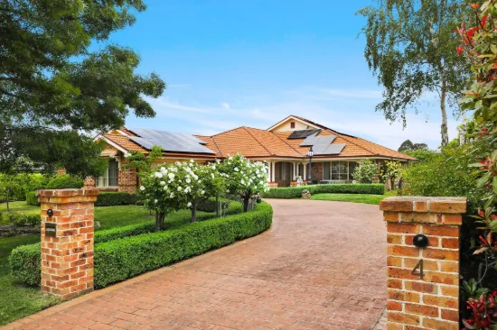 4 Reflections Way, Bowral, NSW 2576