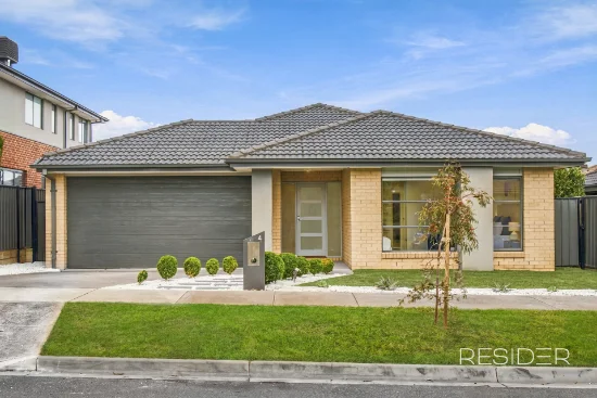 4 Reynolds Circuit, Mernda, Vic 3754 - For Sale