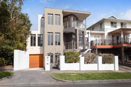 4 River Park Terrace, Maribyrnong, Vic 3032
