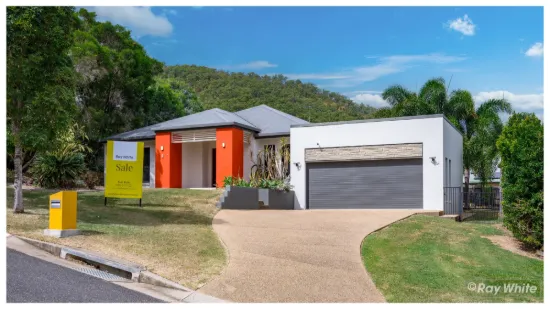 4 Riverwood Grove, Norman Gardens, Qld 4701