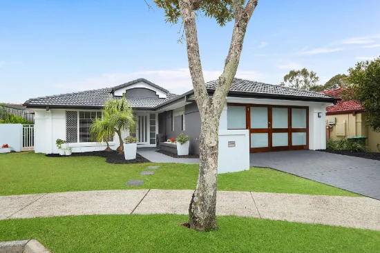 4 Royal Court, Ashmore, Qld 4214