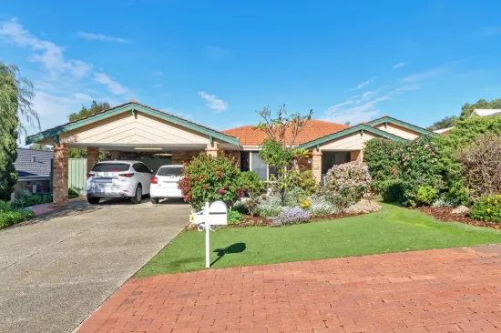 4 Royal Melbourne Avenue, Connolly, WA 6027