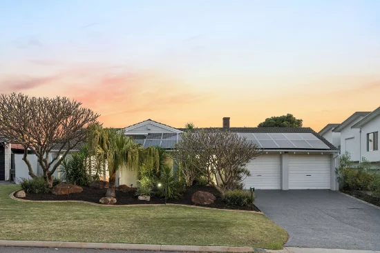 4 Ruthven Place, Duncraig, WA 6023 - For Sale