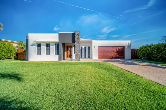 4 Saville Street, Emerald, Qld 4720
